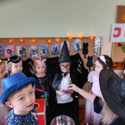 10190682-3a12-4fa3-a958-3b9a44e4c80c