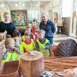 113cc630-9ae2-450b-bfe8-136f0453b8f0