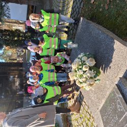 Pamiętamy o Bohaterach- spacer Plastusi na Cmentarz komunalny