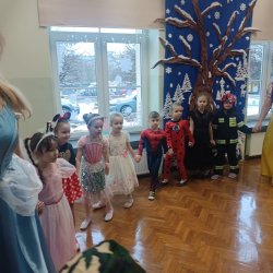 5c8cb421-59f4-40c5-8e67-6293a17b8a71