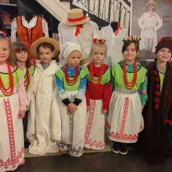 77475227-2893-45a3-90d9-9b17c95e6b8b