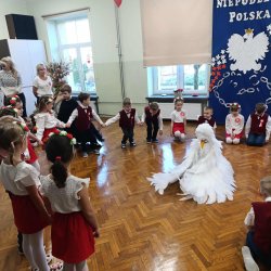 77aba523-d415-4090-9d90-e2a06a0ebc60