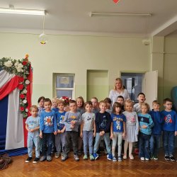 7c30d0e4-cee7-4822-a0e8-d12595ba41ed