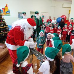 7fb8739b-74a7-4ec5-8405-e82d0e9705b7