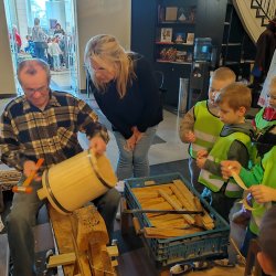 b6ad6cf6-68f4-4402-ac17-6bce6ddae7b2