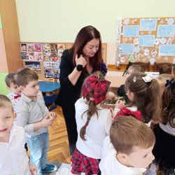 c8e4f2ef-65a0-4b5b-bc6a-f923ce641a8f