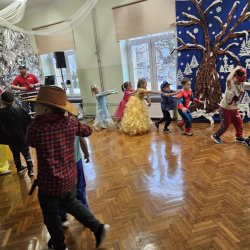 eedc98e3-70b5-4021-ab63-fbb59ddf766d_10_11zon