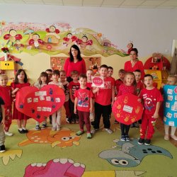 f0dadf4b-8f96-4e5e-b7ba-03725d088455