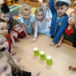 Zabawa Andrzejkowa - grupa "Pszczoły"